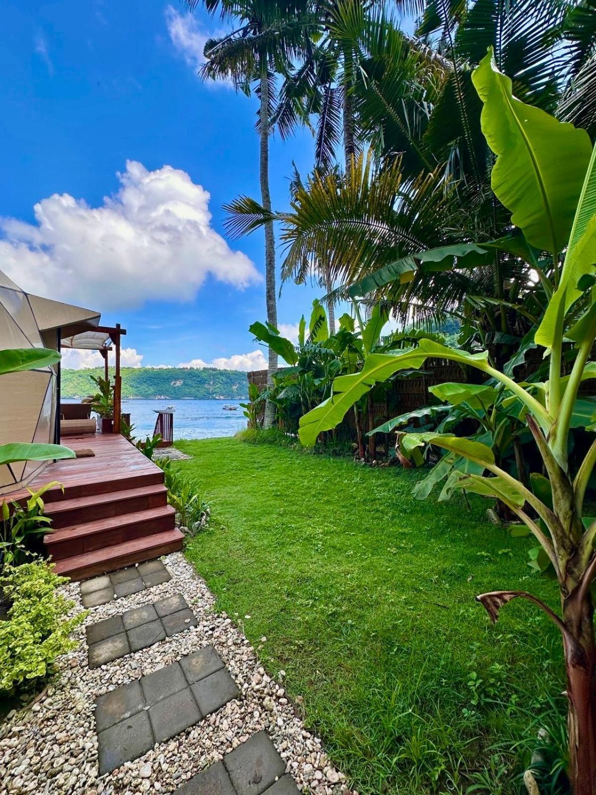 Beachfront Luxury Dome Villas - Gamat Bay Resort Нуса Пенида Экстерьер фото
