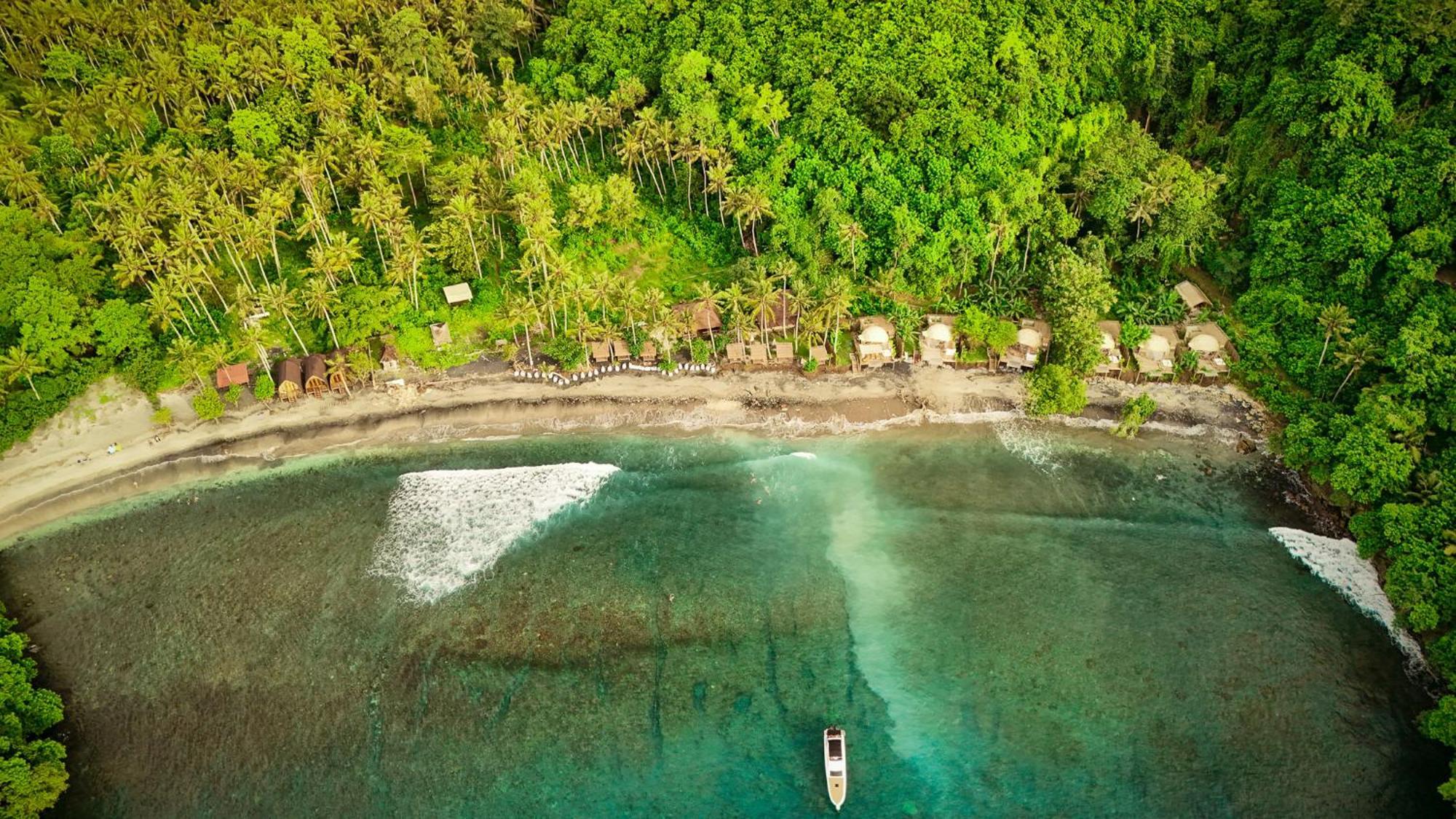 Beachfront Luxury Dome Villas - Gamat Bay Resort Нуса Пенида Экстерьер фото